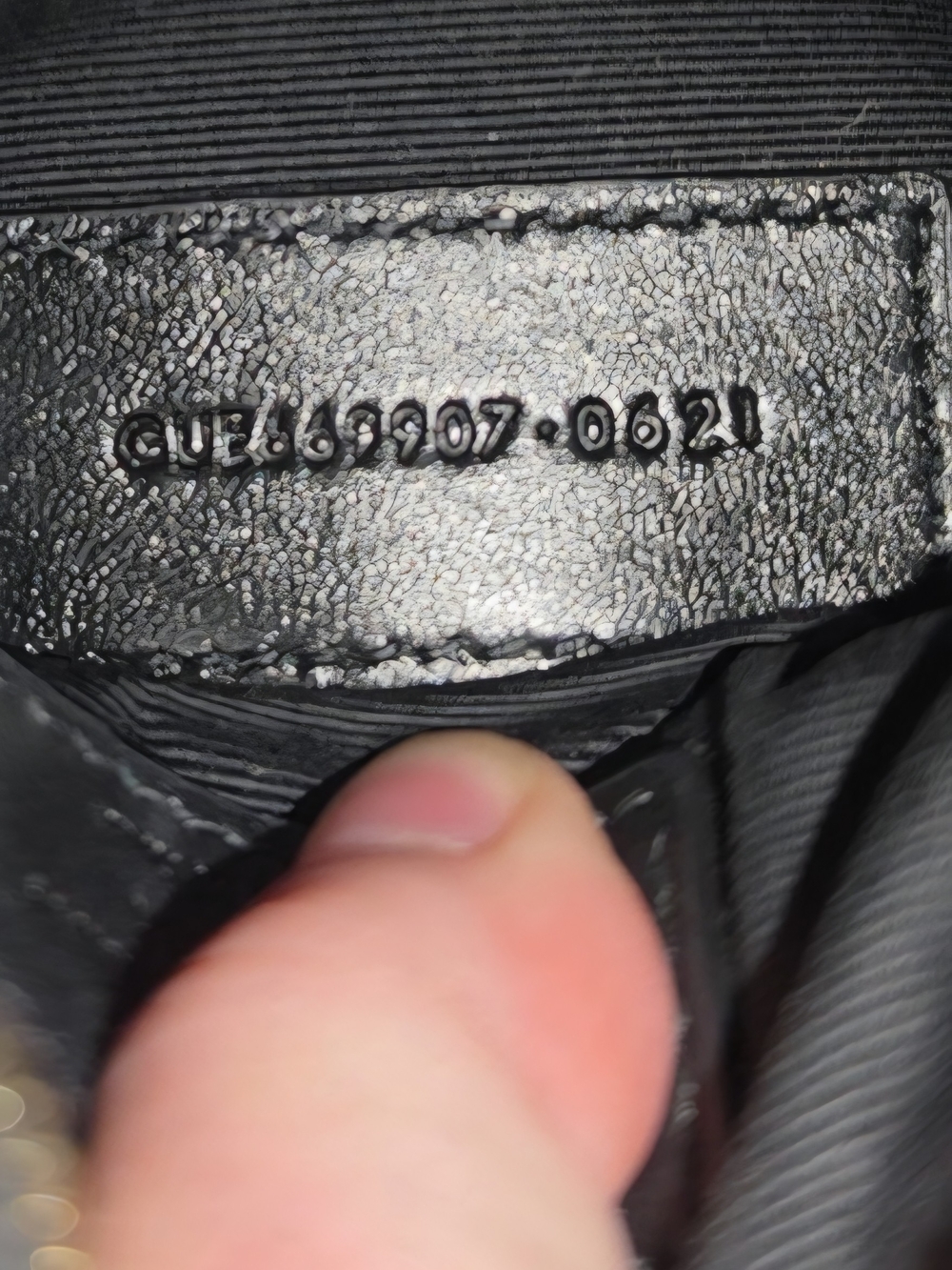 Saint Laurent Black Snake-Embossed Leather Chain Pouch with Gold Hardware - Picture 9 of 10
